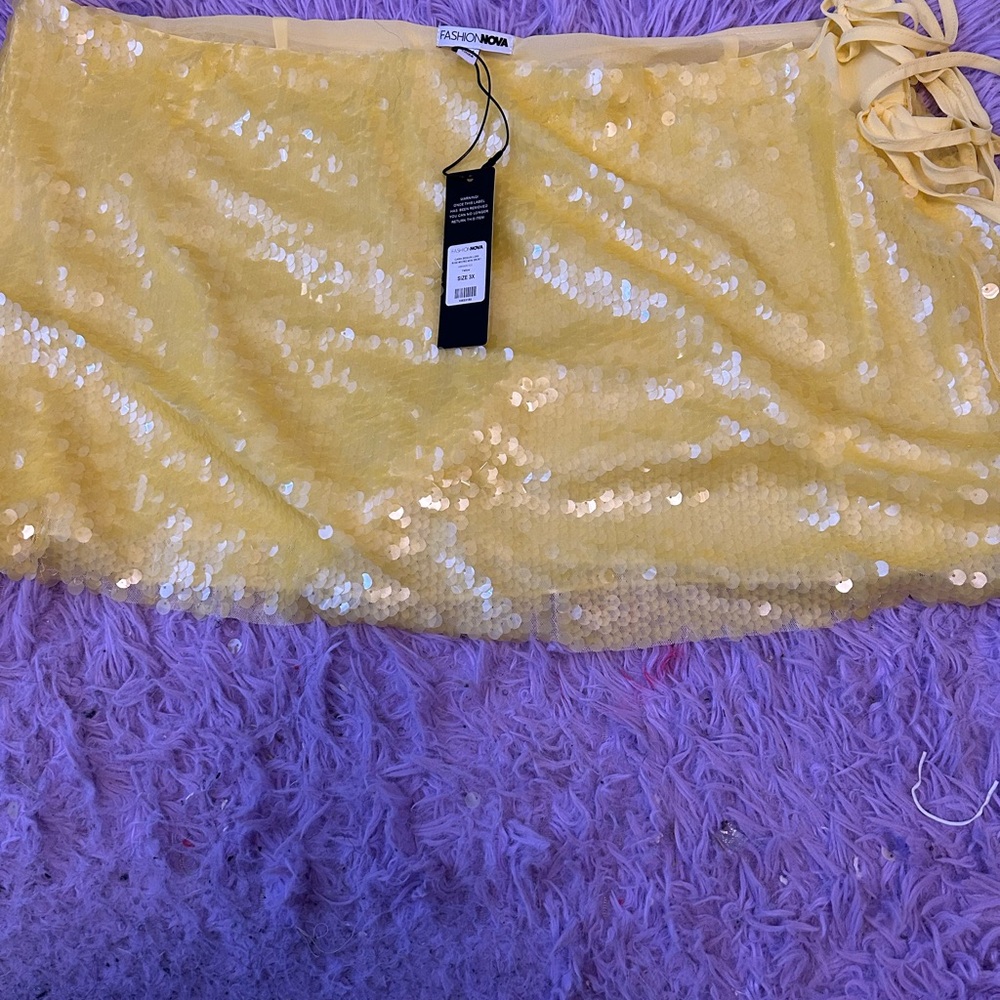 Fashion Nova Glittering Yellow Mini Skirt